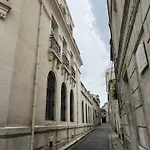 Roof * Cognac