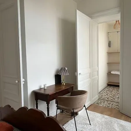 Apartment Roof Cognac