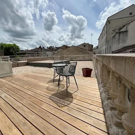 Roof * Cognac